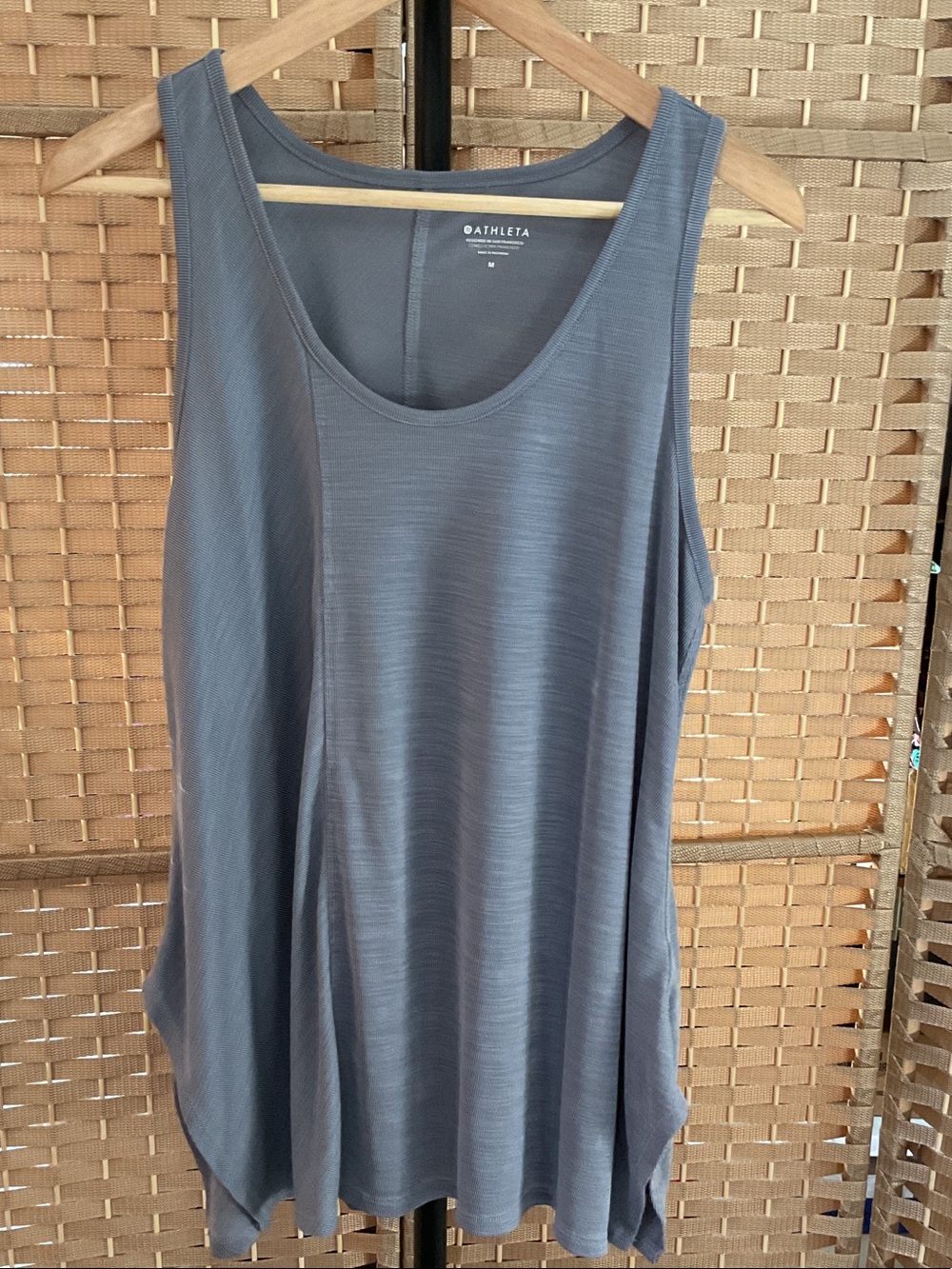Athleta Scoop-Neck Swing Tank - Medium